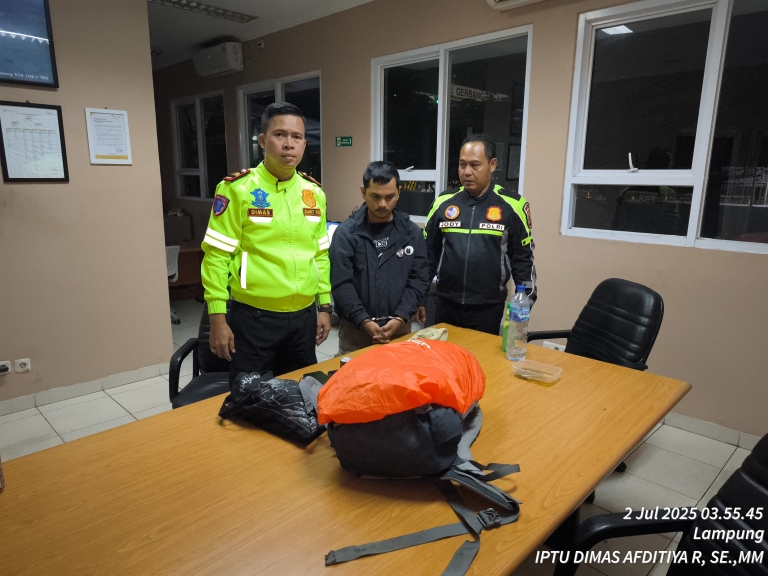 Penyelundupan Ganja 4 Kg Digagalkan di Tol Lampung: Pria Asal Medan Dibekuk Saat Dini Hari