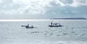 Tragedi di Pantai Labuhan Jukung Krui: Satu Keluarga Terseret Ombak, Ayah Masih Hilang