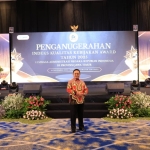 Wakil Bupati Lampung Barat Hadiri Penganugerahan IKK 2025 di Surabaya