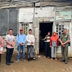 BAZNAS Lampung Barat Salurkan Bantuan Sembako “Sehat” untuk Anak Stunting di Kelurahan Way Mengaku